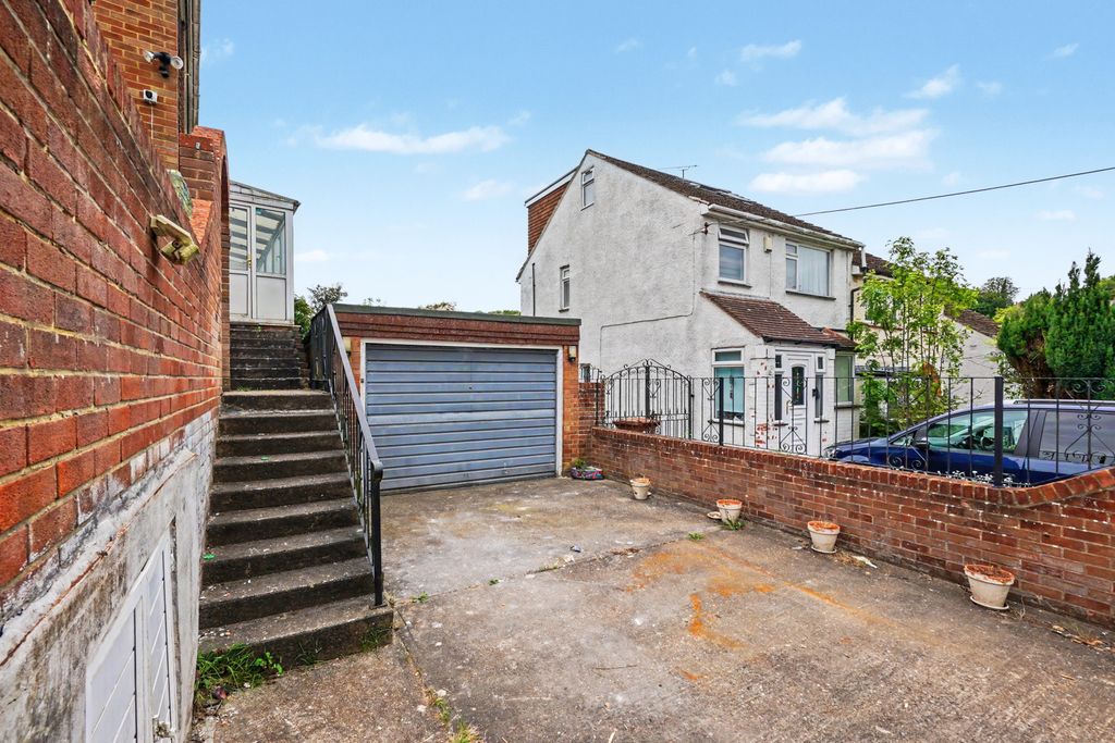 Property photo 3 of 12 Drive