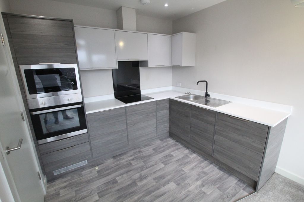 Property photo 1 of 5 Kitchen