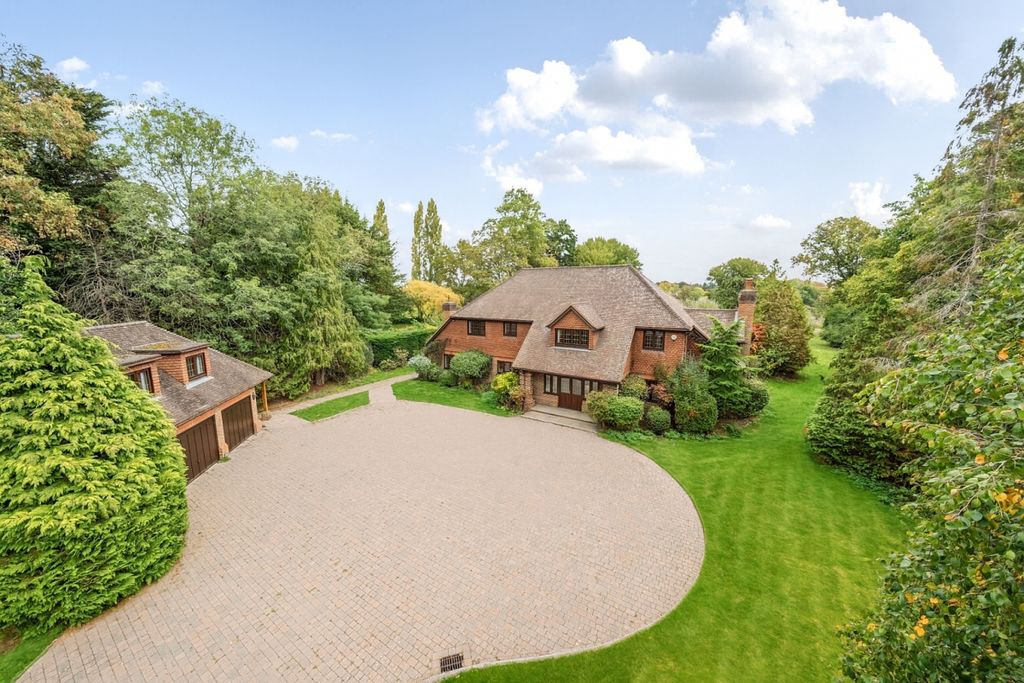 Property photo 1 of 17