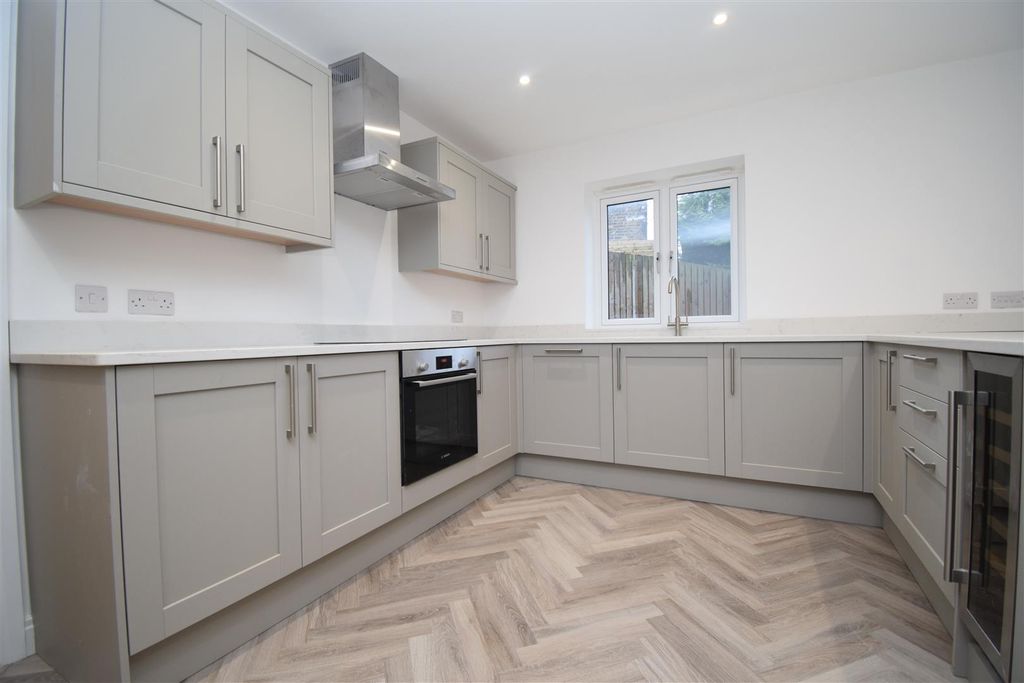 Property photo 2 of 19 Photos Of A Typical Interior