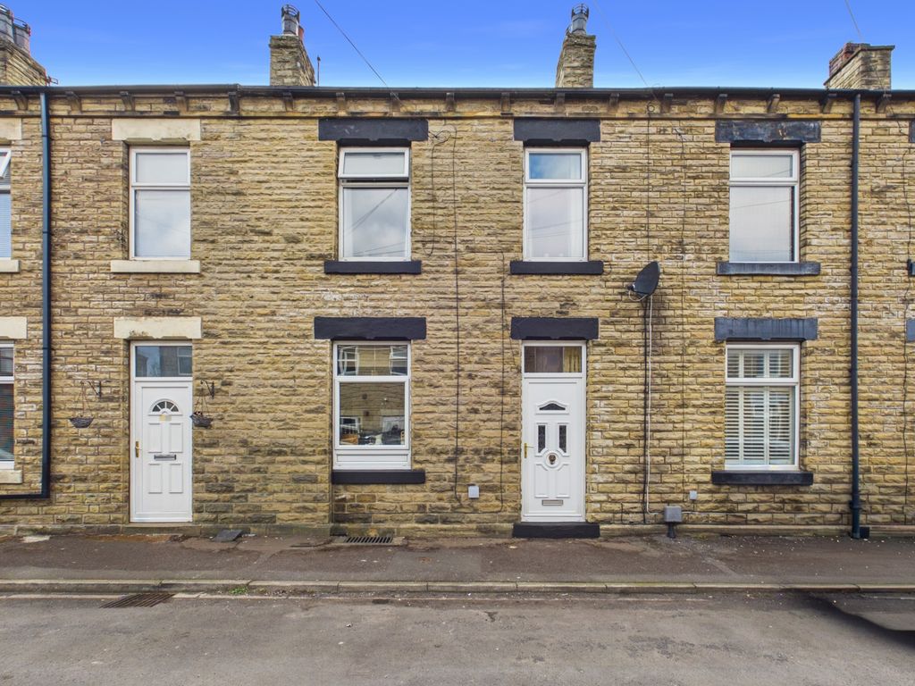 Property photo 1 of 12 Cam02637G0-Pr0021-Still016