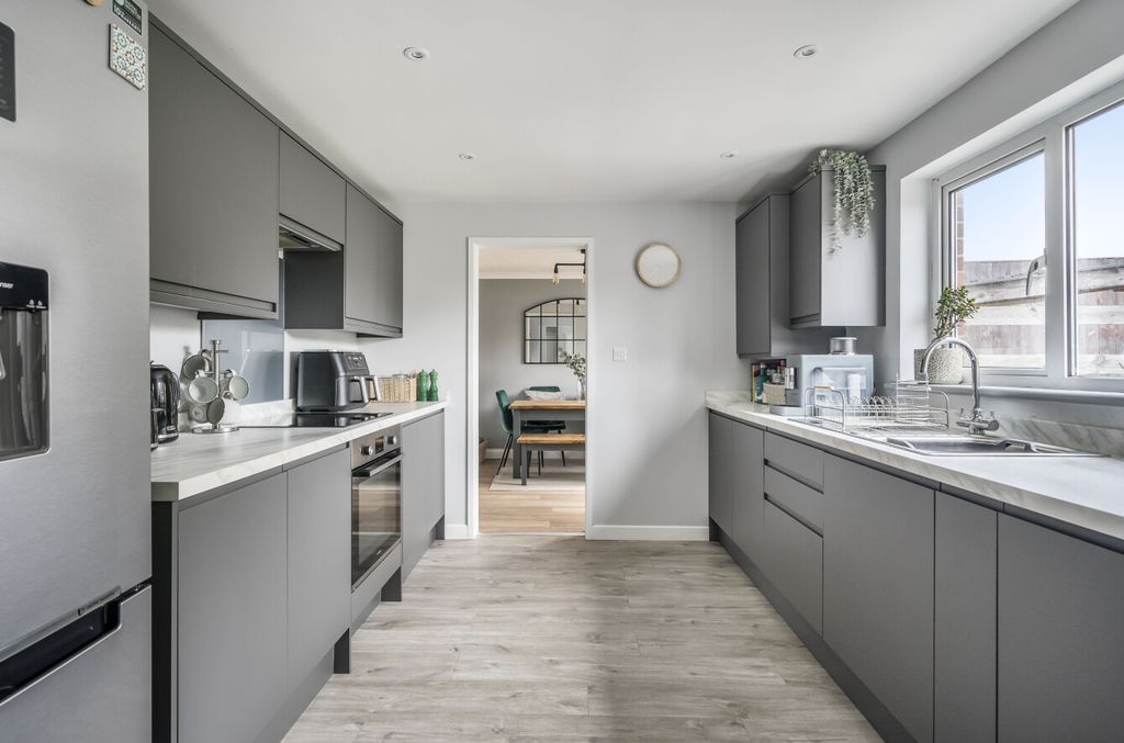 Property photo 2 of 9 1341600268A5d3d2c6675