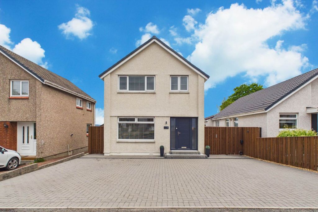 Property photo 1 of 30