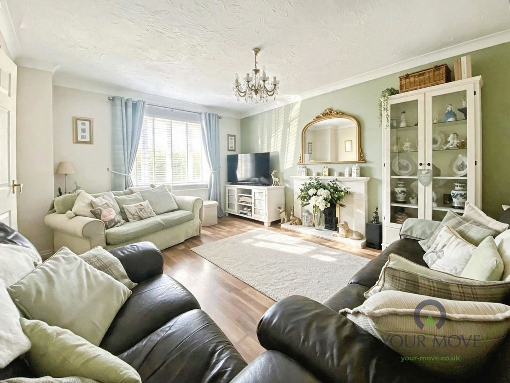 Property photo 3 of 19 Pbox-Img.Jpg