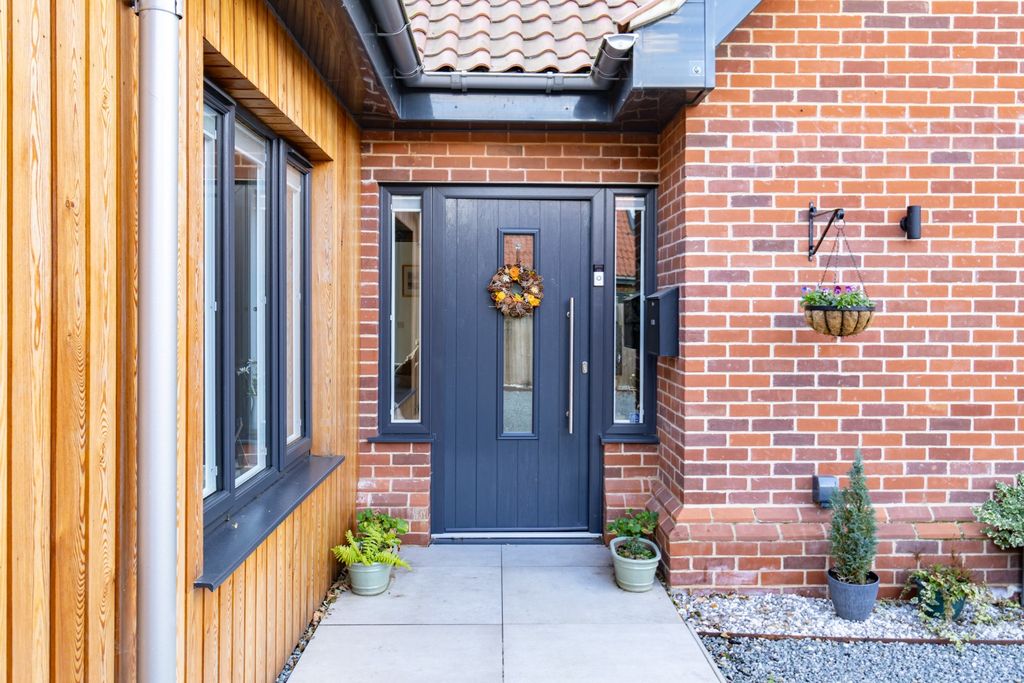 Additional image 39 of 4 bed detached bungalow for saleOak Tree Meadow, Dereham NR19