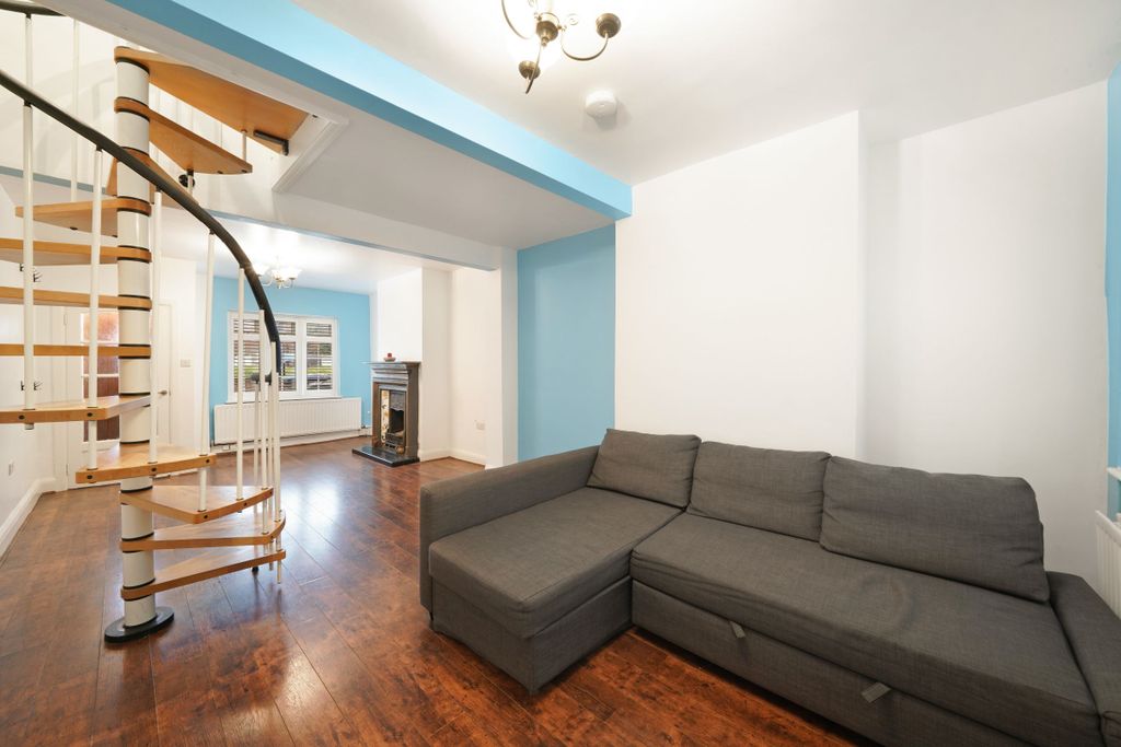 Property photo 1 of 14