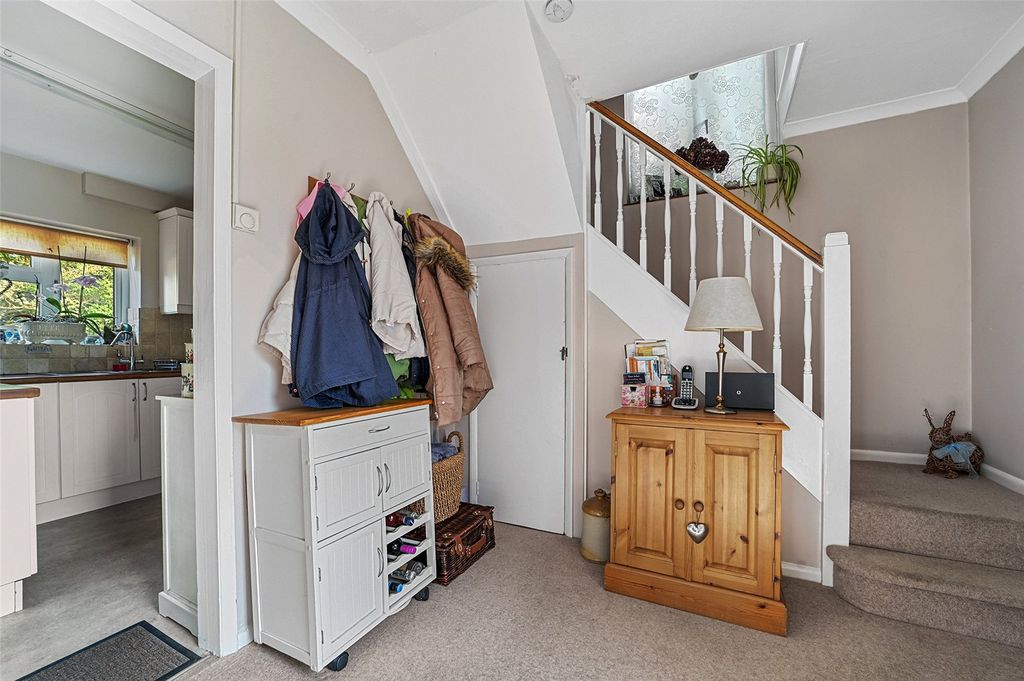 Property photo 2 of 24 Entrance Hall