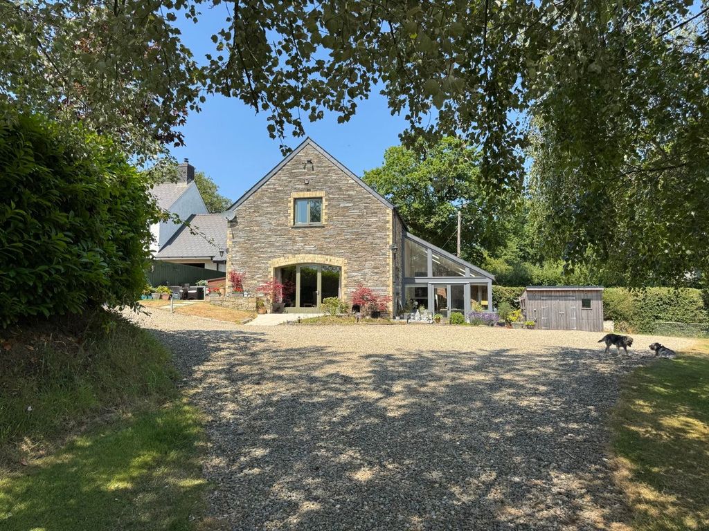Property photo 1 of 66