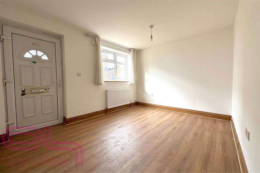 Property photo 1 of 7 Inverness Road - Reception 12.Jpg