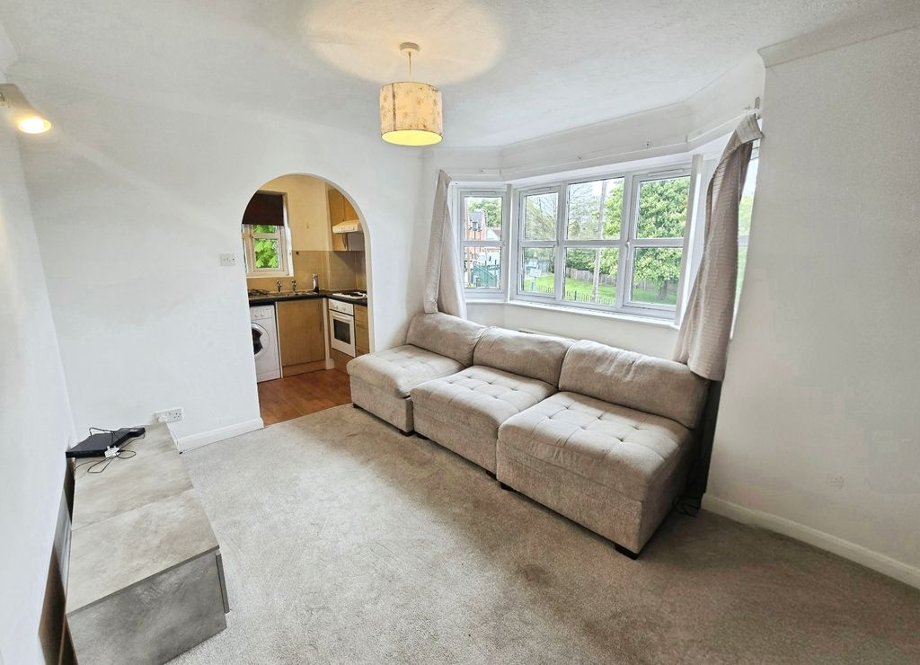 Property photo 2 of 7 Pbox-Img.Jpg