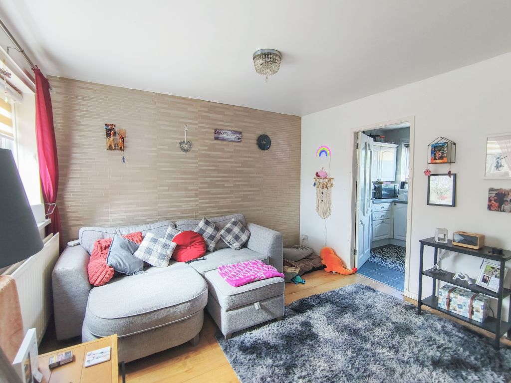 Property photo 2 of 14