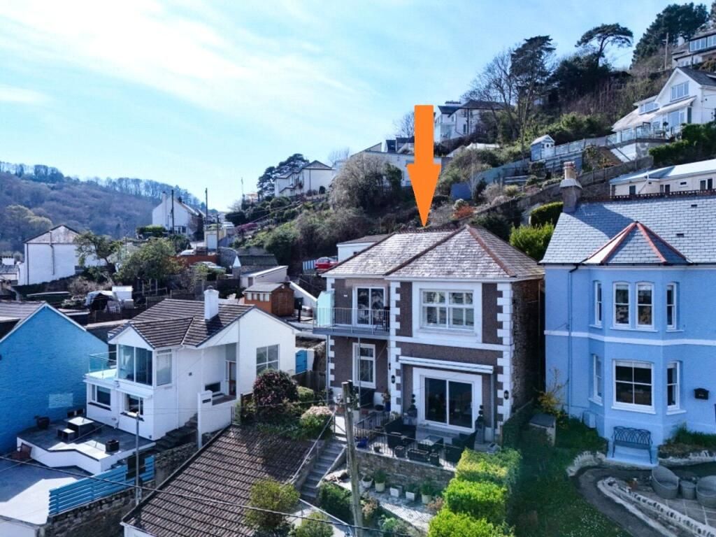 Property photo 2 of 14