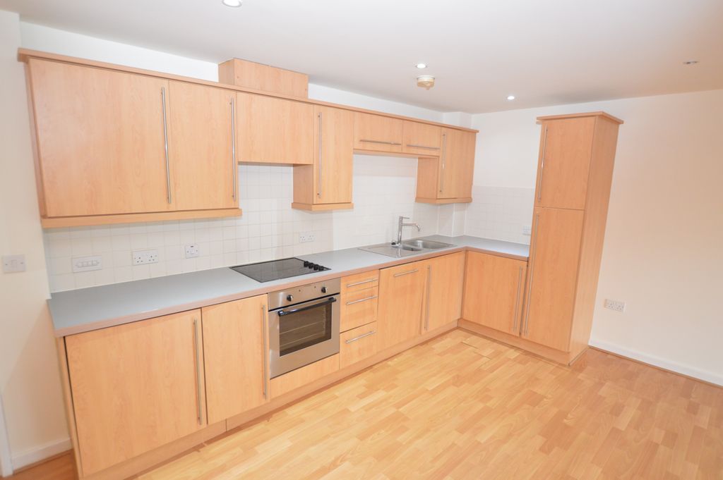 Property photo 2 of 14