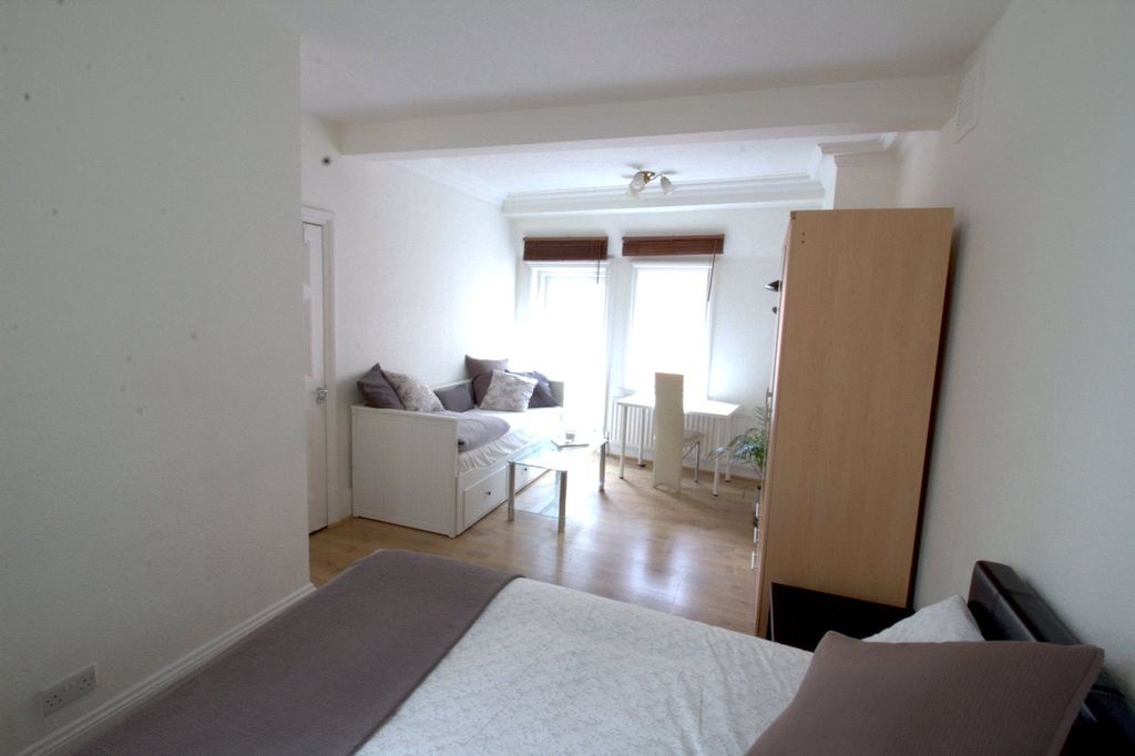Property photo 3 of 11 Picture No. 03