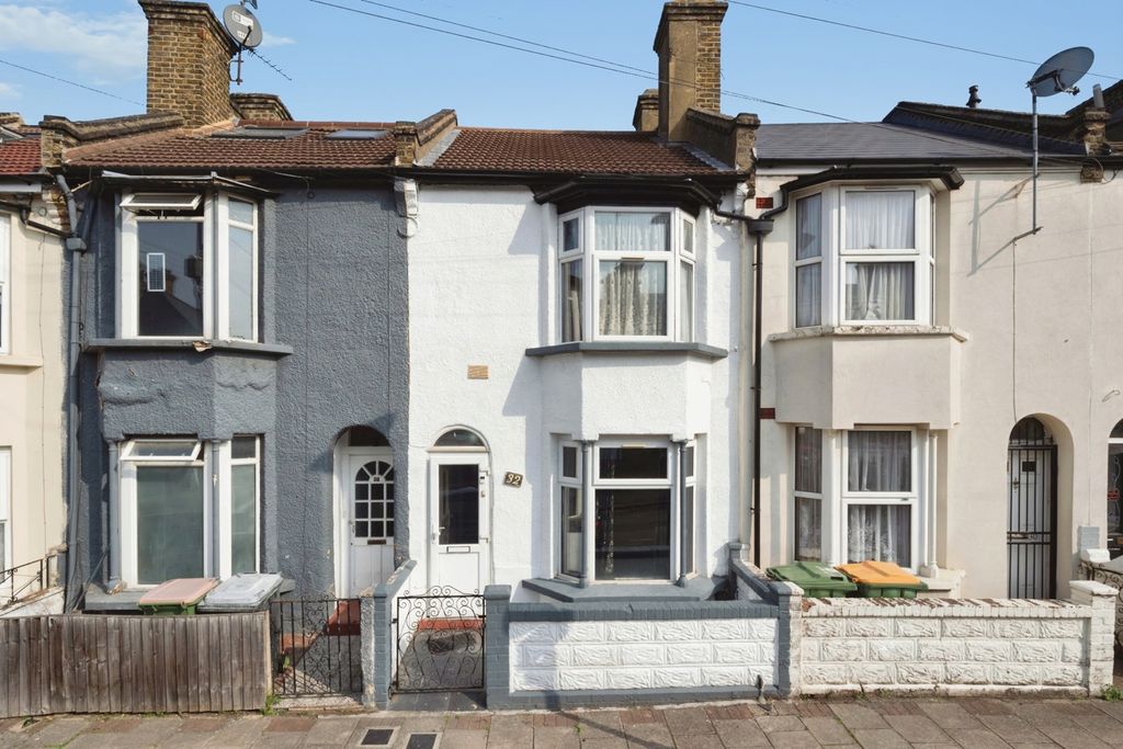 Property photo 1 of 16 Pbox-Img.Jpg