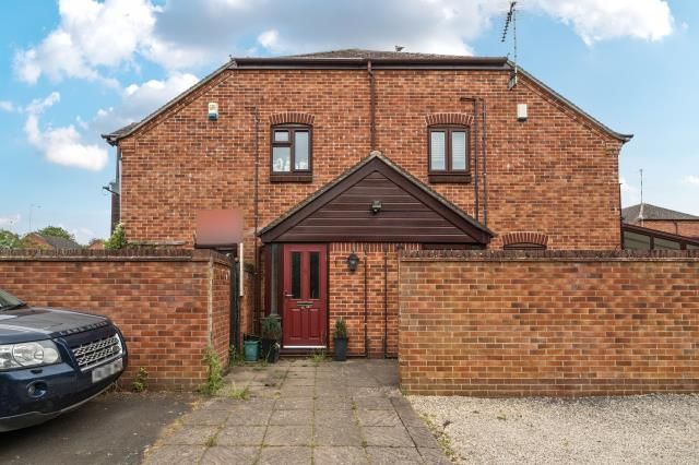 Property photo 1 of 13 External View