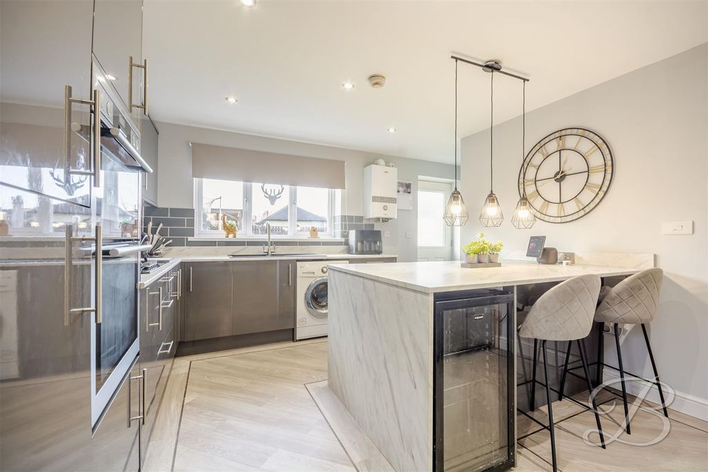 Property photo 2 of 26 Ccltd-15.Jpg