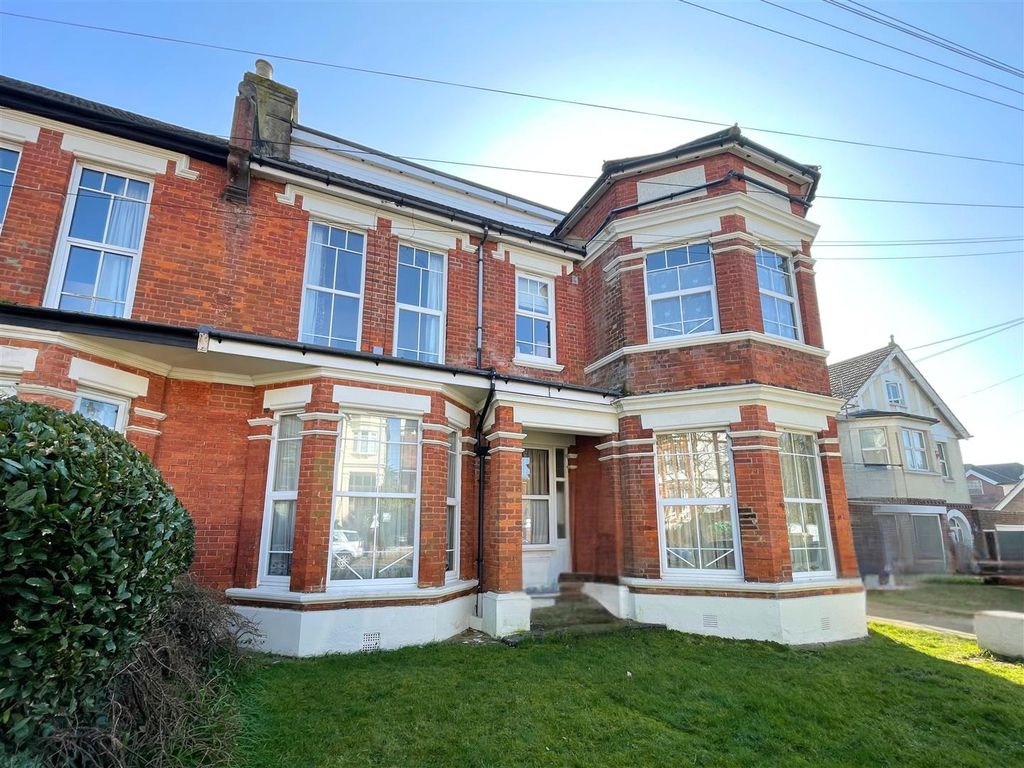 Property photo 1 of 14 Stanley Road
