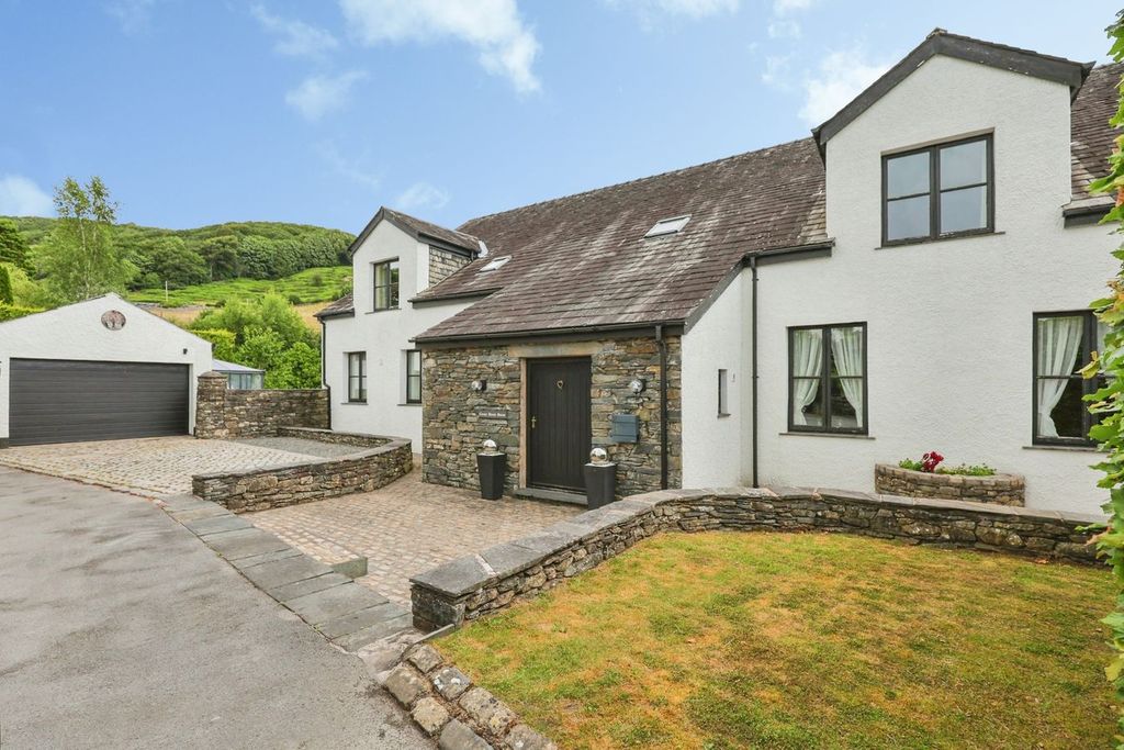 Property photo 1 of 35