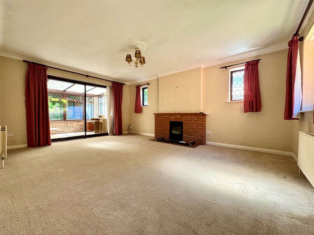 Property photo 3 of 17 Picture No. 32
