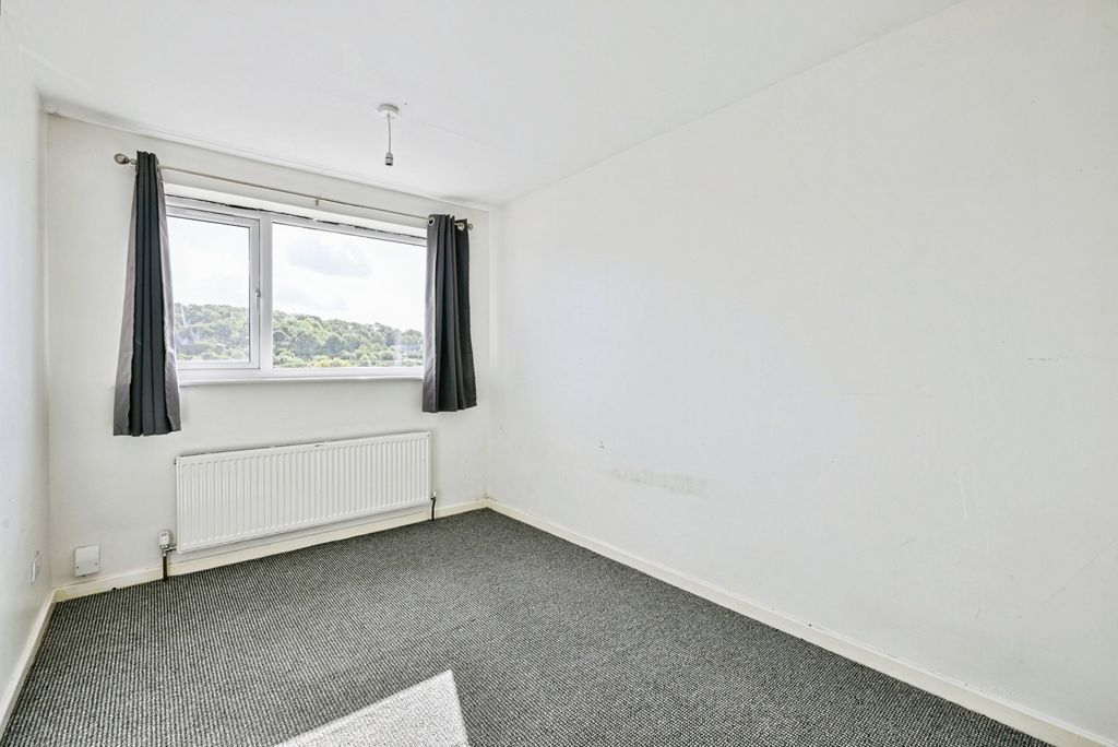 Property photo 3 of 16 Pbox-Img.Jpg