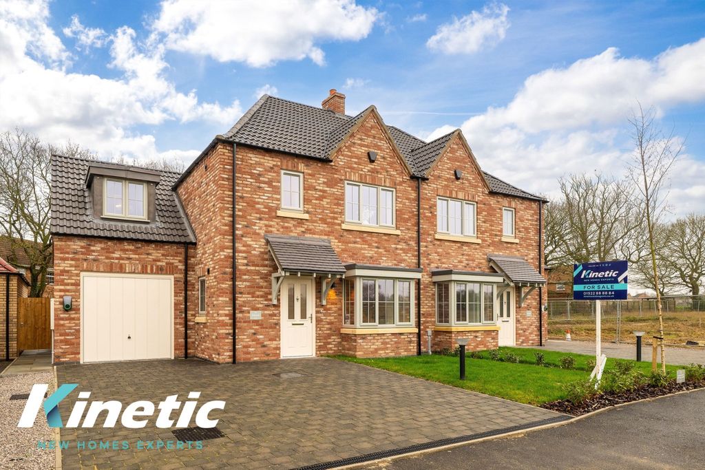 Property photo 1 of 23 4885571