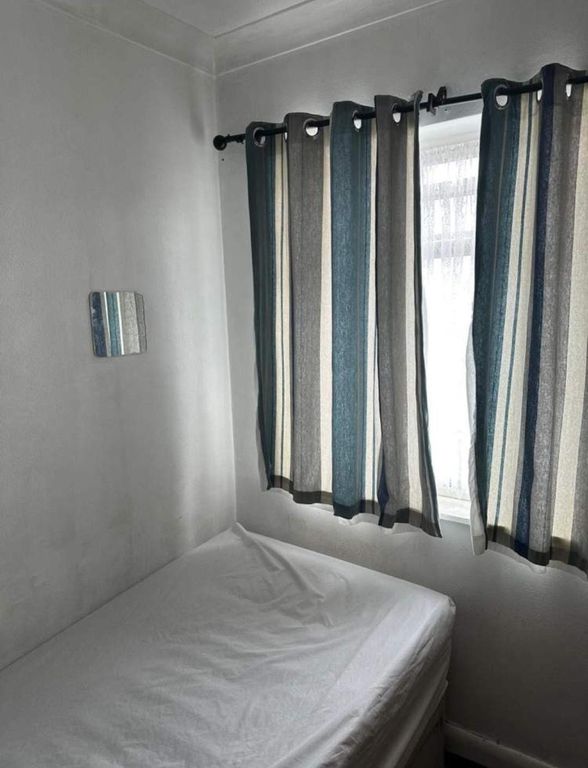 Property photo 1 of 1