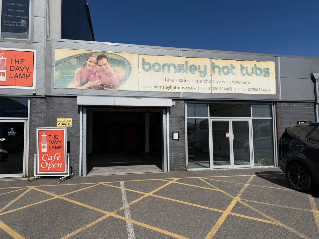 Property photo 1 of 5 Photo 4