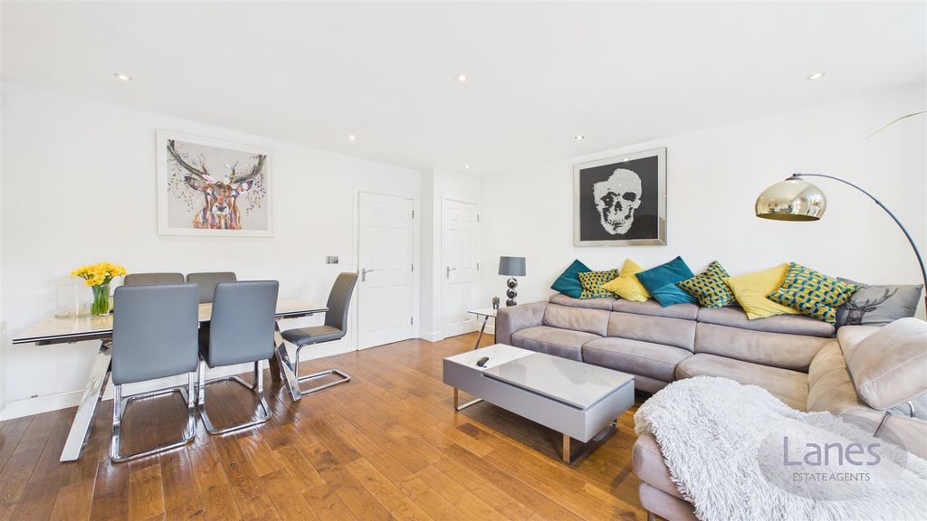 Property photo 1 of 33 1