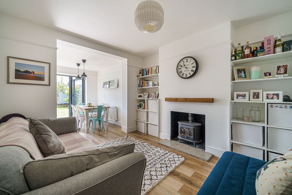 Property photo 2 of 14