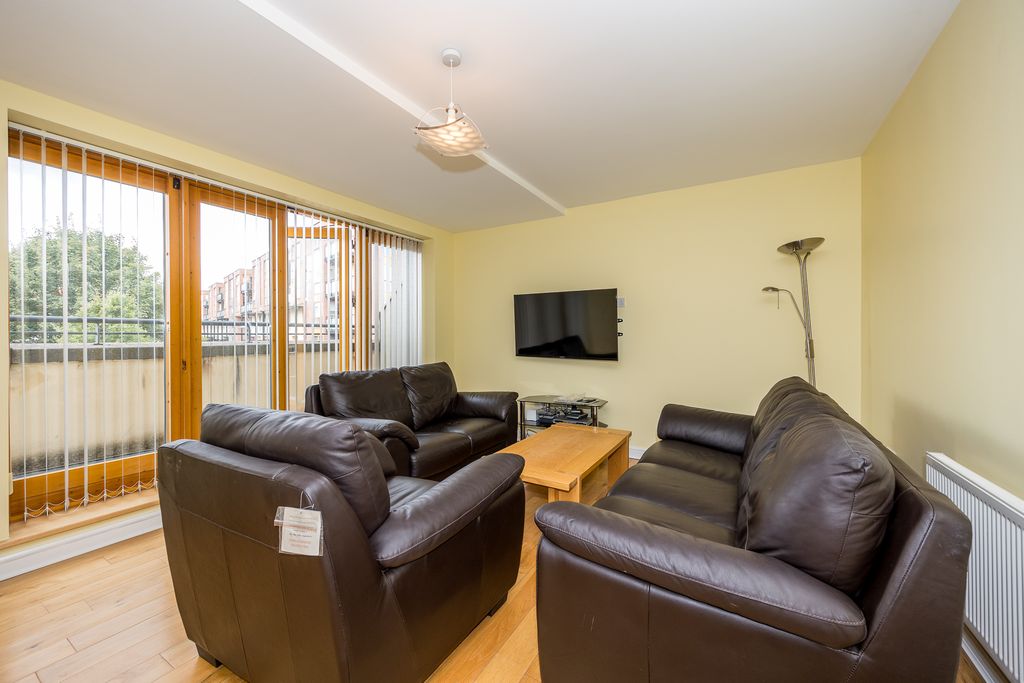 Property photo 3 of 22