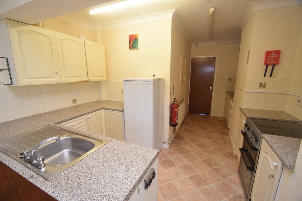 Property photo 1 of 21