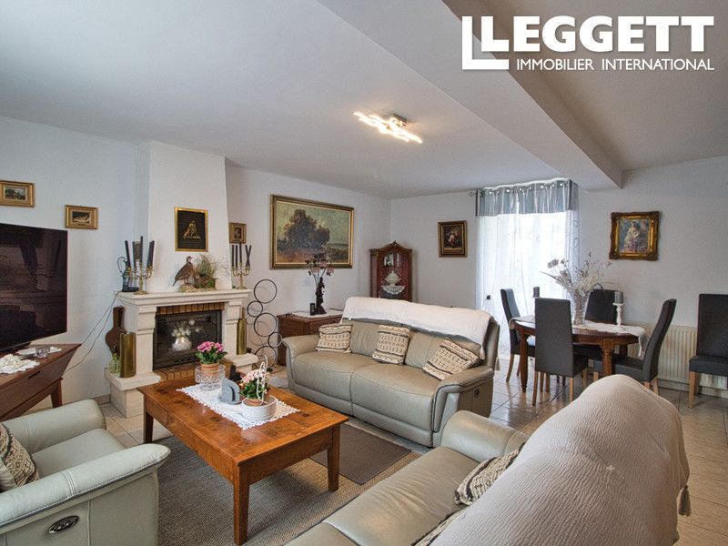 Property photo 2 of 10