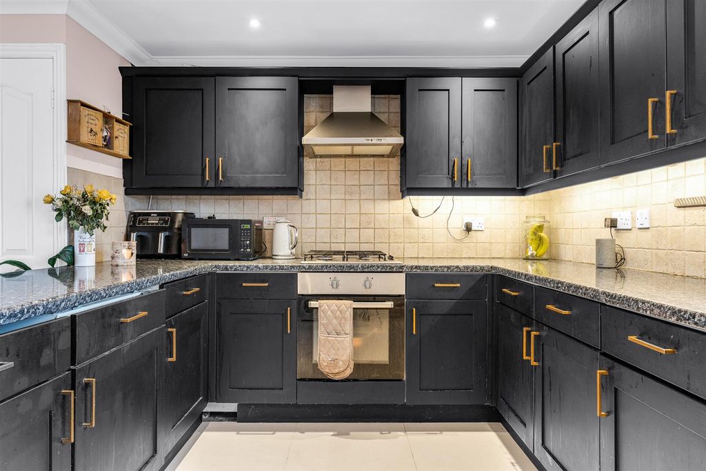 Property photo 2 of 25 Internal-17.Jpg