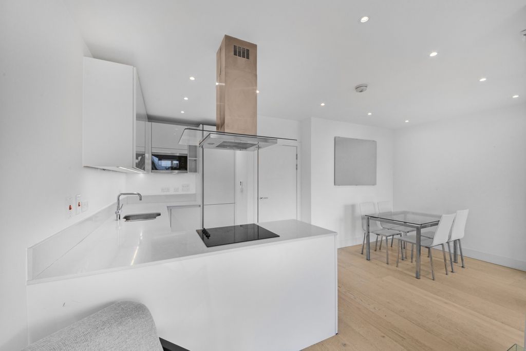 Property photo 3 of 17 Dsc_2795_High