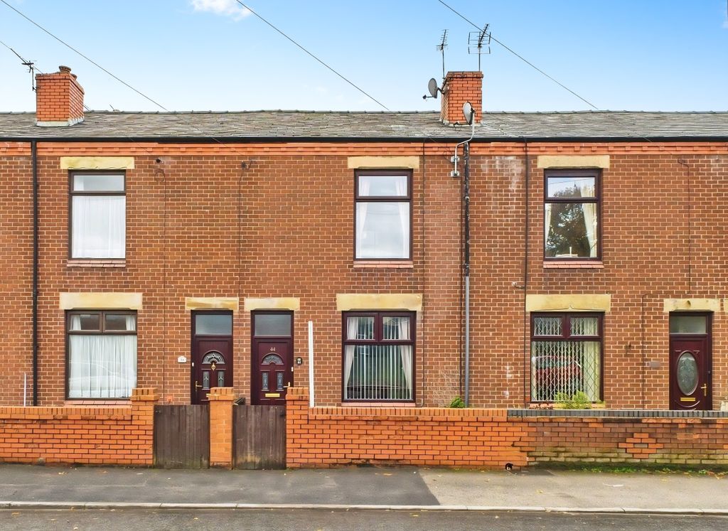 Property photo 1 of 25