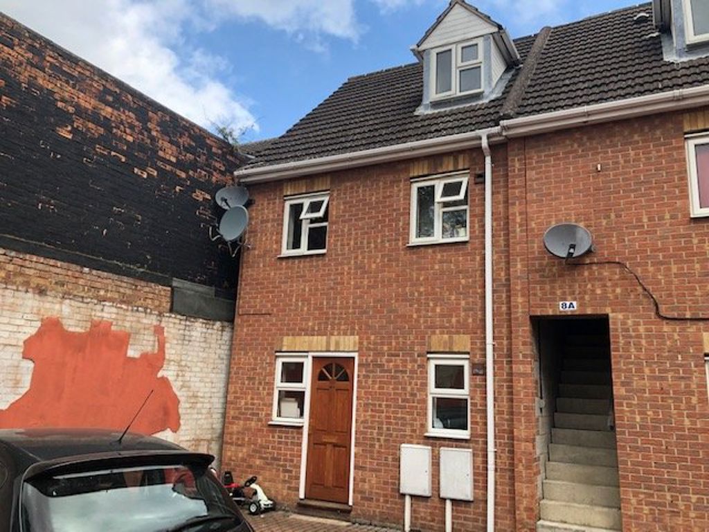 Property photo 1 of 5