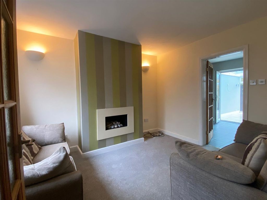 Property photo 2 of 14 Lounge.Jpg