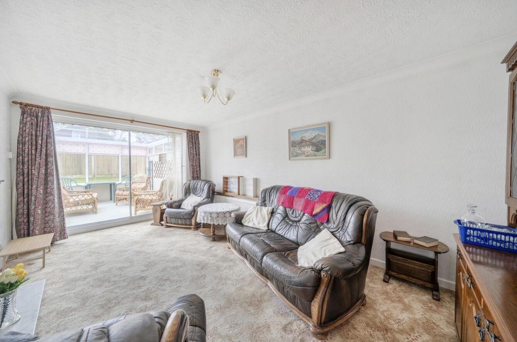 Property photo 3 of 24 1417224-8-6995B22Af1822