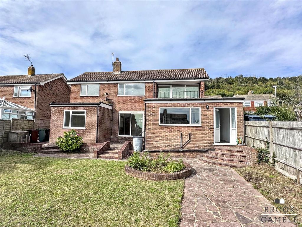 Property photo 1 of 33 01323 438506