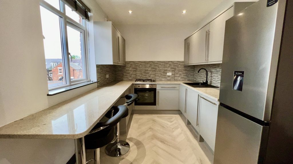 Property photo 2 of 20 Img_4899