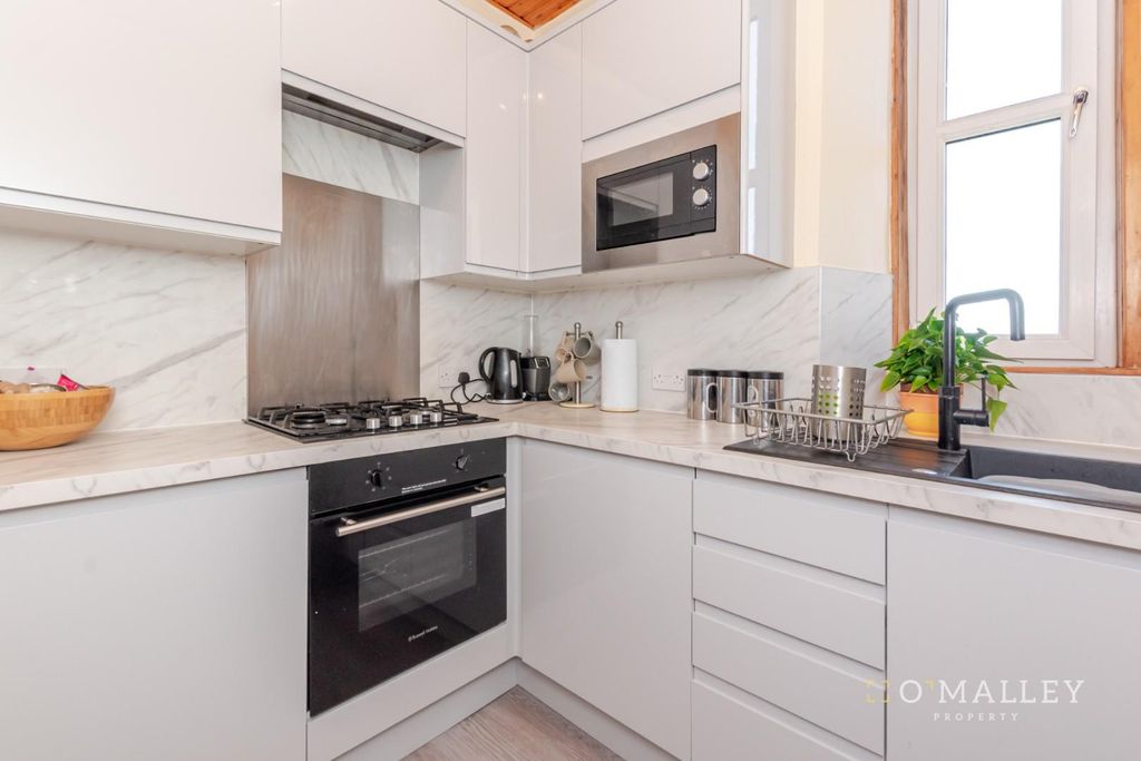Additional image 4 of 1 bed flat for saleSunnyside Road, Alloa FK10