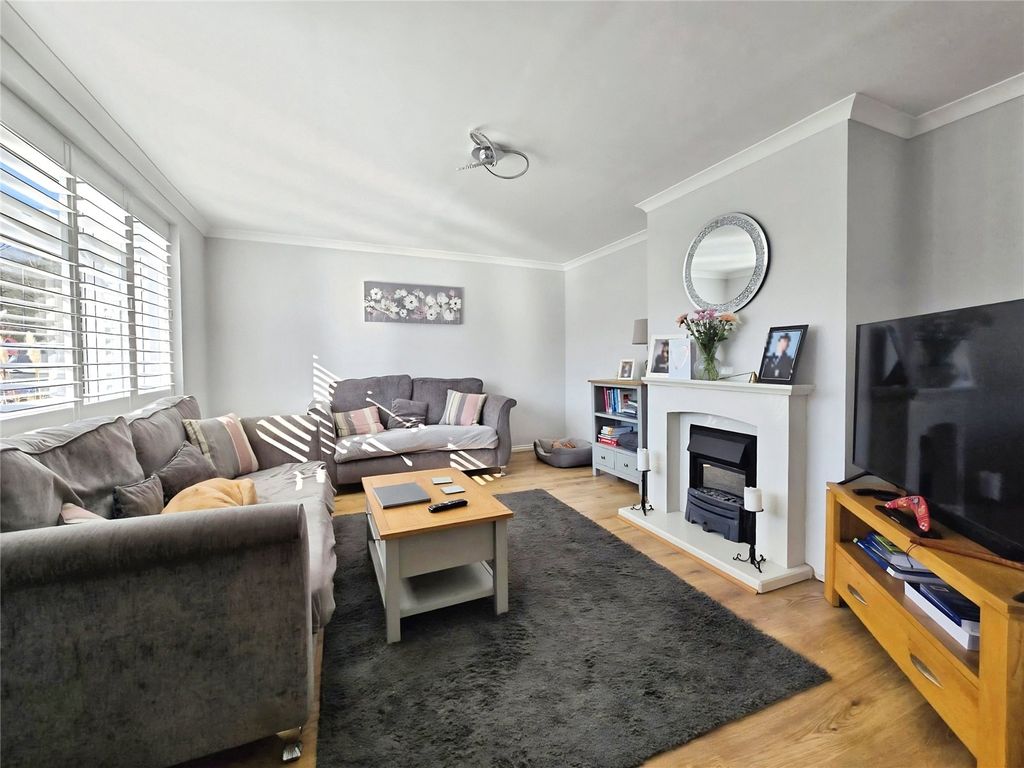 Property photo 3 of 9 Picture No. 07