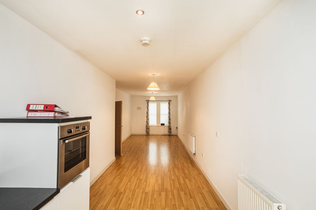 Property photo 3 of 22