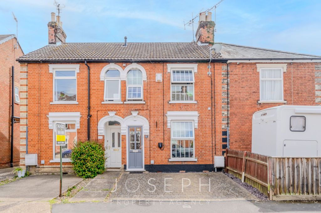 Property photo 1 of 19