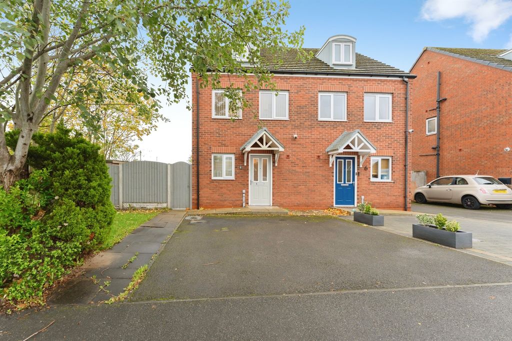 Property photo 1 of 19