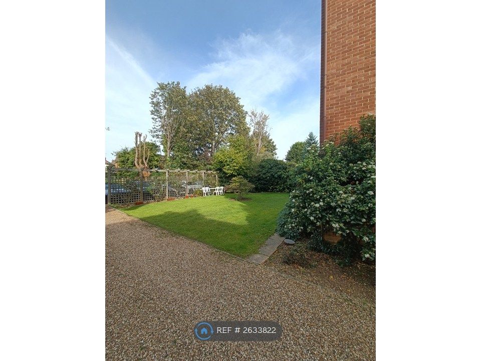 Property photo 3 of 13