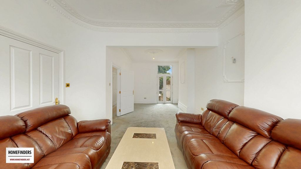 Property photo 2 of 17 Photo 2