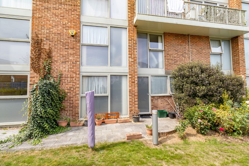 Property photo 1 of 18 4465821