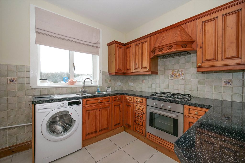 Property photo 3 of 9 Picture No. 04
